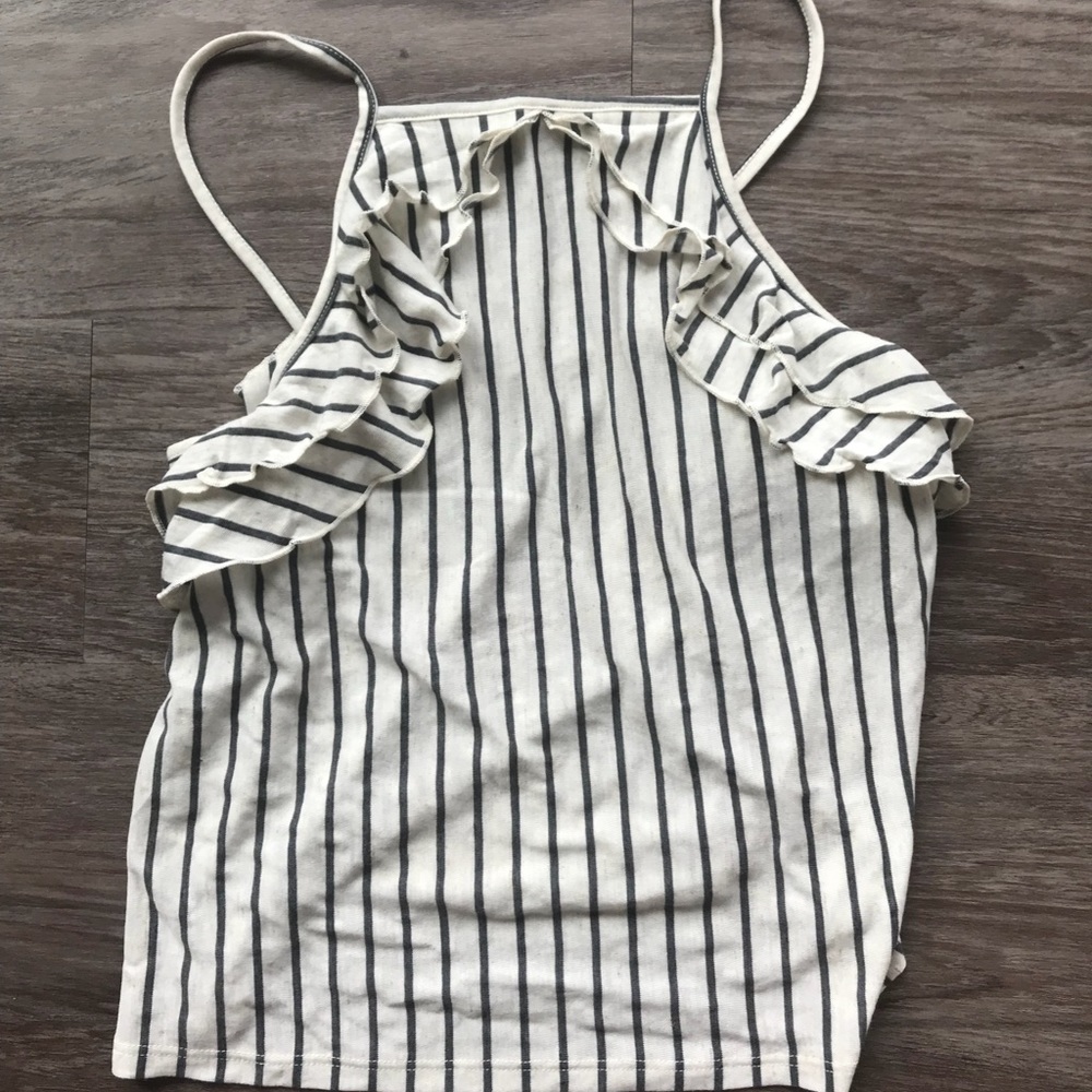 American Eagle ruffle top